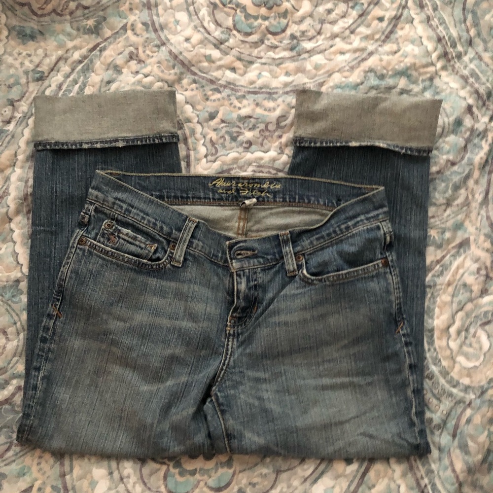 Abercrombie & Fitch size 4 Jeans Cuffed